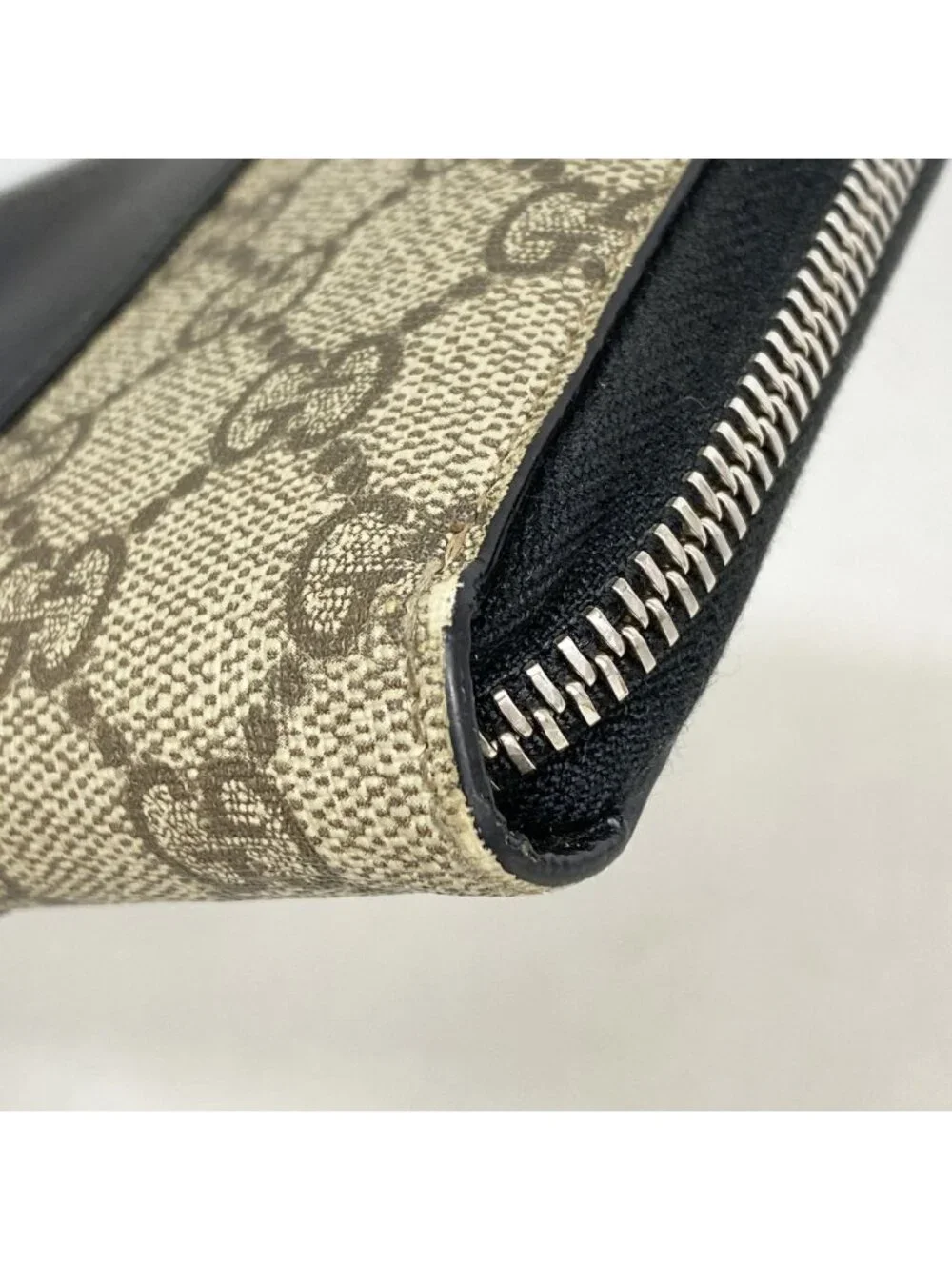 Gucci Wallet GG Supreme Brown Black Silver